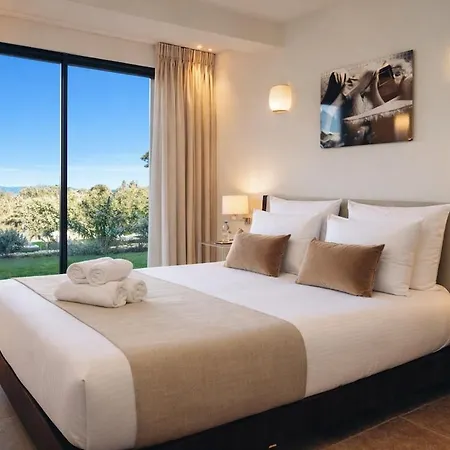 Casa La Gioia - With Concierge Service Apartment