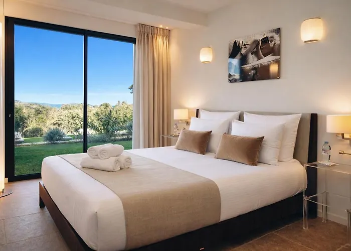 Casa La Gioia - With Concierge Service Apartment