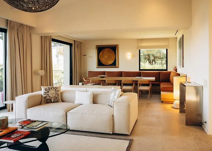 Casa La Gioia - With Concierge Service Apartment *