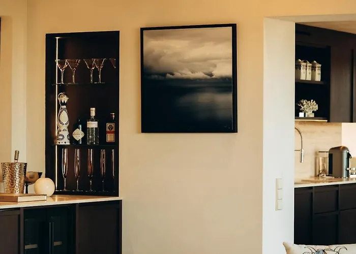 Casa La Gioia - With Concierge Service Apartment